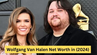 Wolfgang Van Halen Net Worth in (2024)